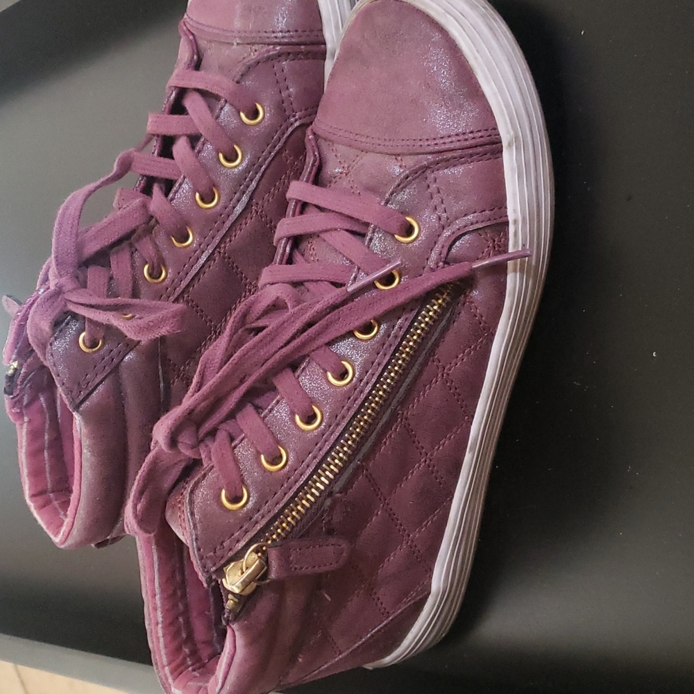 D-Signed sneakers